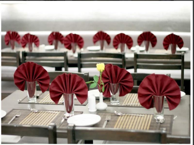 Clubhouse Hotel Raajpath Vadodara Exteriör bild